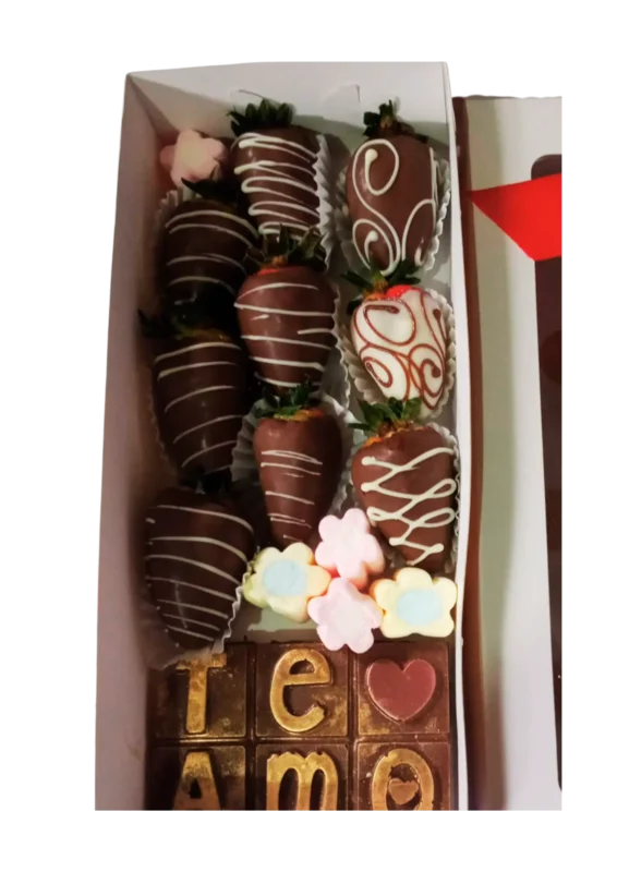 Documento A4 Catalogo de Flores y Regalos Minimalista colores Beige 7